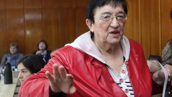 Политиците трябва да се сменят като пелените – по една и съща причина