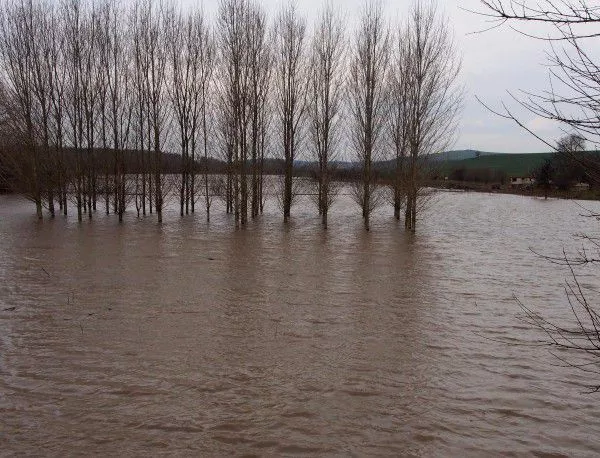 След наводнението ситуацията в Перник е овладяна 