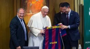 Може ли папа Франциск да играе футбол? (ВИДЕО) 