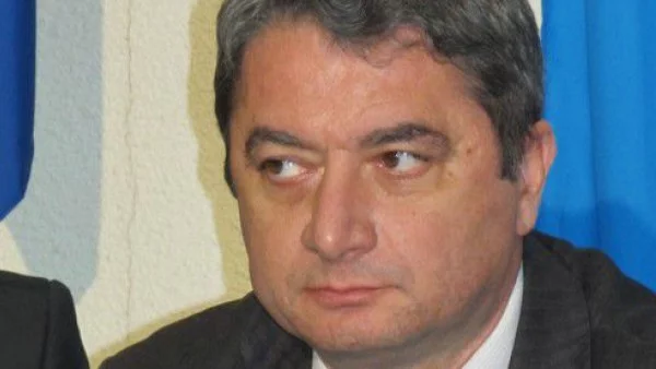 Емануил Йорданов: Промените за самоотбраната внасят неяснота в закона
