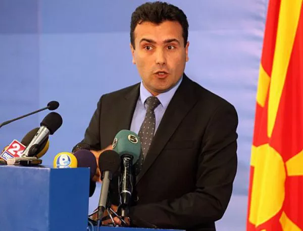 Заев: 26 000 македонци са били подслушвани