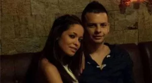 Гадже на плеймейтка аут за половин година