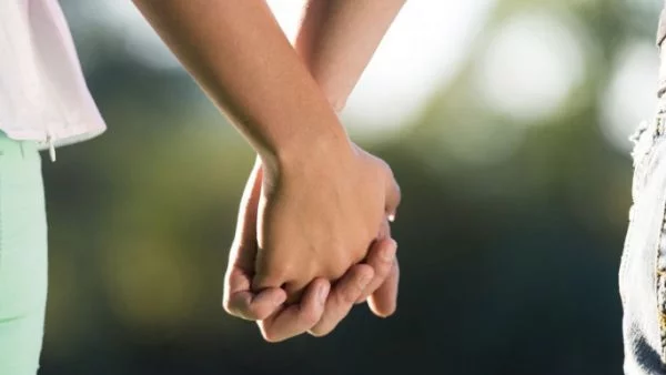 Белгия на път да намали разрешената възраст за секс на 14 години