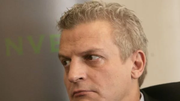 Москов сговорчив за закона, но непреклонен за комплексното лечение