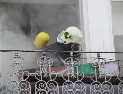 Евакуираха близо 200 русначета заради пожар в хотел в Приморско