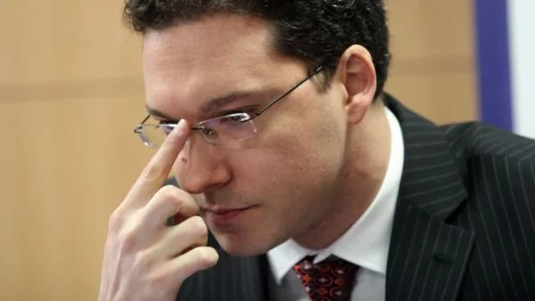 Митов: Въпросът с визите за САЩ не може да продължава така 