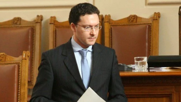 Митов: Ситуацията на границата с Гърция е истински абсурдна