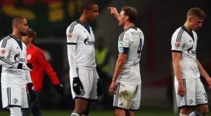 Слаб Шалке се прости с Шампионска лига след победи на Борусия (М) и Байер