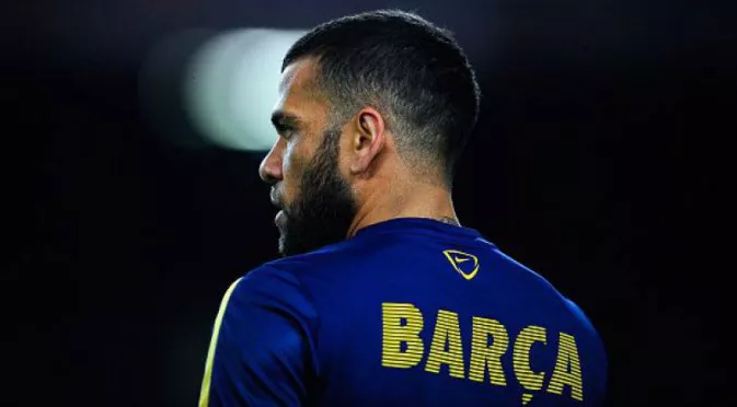 Дани Алвеш се молил на Барселона да се върне, но бил отрязан