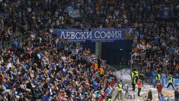 Левски се обръща към даренията, за да оцелее