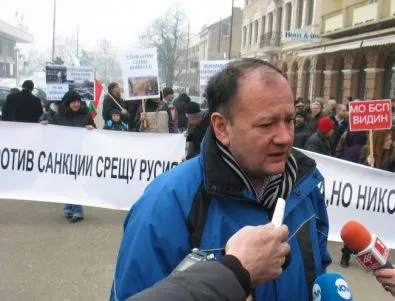 Миков: България не бива да бъде въвличана във военни действия в Украйна   