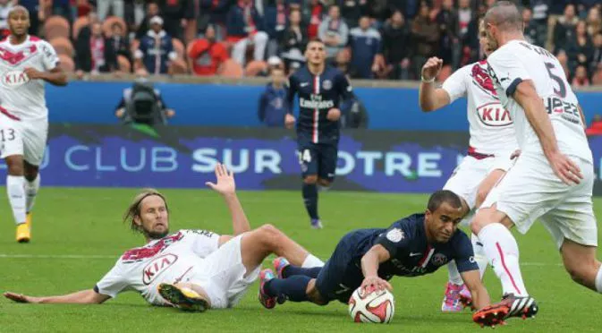 Във Франция уплашени Лига 1 да не стане като "А" група