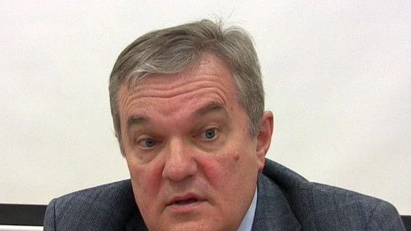 Румен Петков: Нормално е шефът на една банка да си говори с политиците