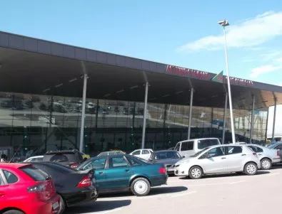 Няма кандидати за концесията на летище Пловдив