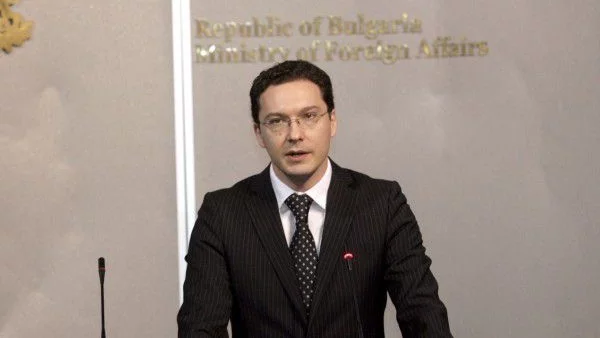 Екип на МВнР отива в Скопие, ще искаме спиране на езика на омразата