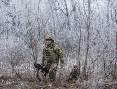Франция не смята да праща военни инструктори в Украйна