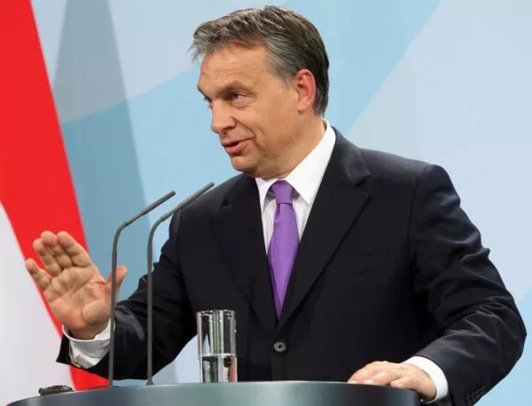 Юнкер посрещна Орбан със "Здравей, диктаторе"