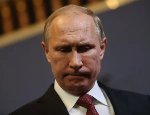 Кремъл опроверга твърденията, че Путин не е писал дисертацията си