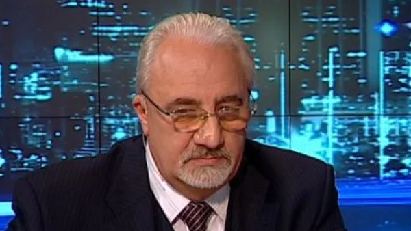 Пред сградата на парламента трябва да пише: БСП е опасна за вашето здраве