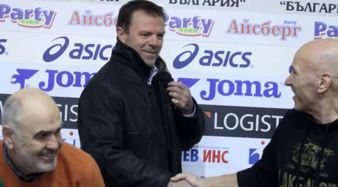 Стойчо Младенов: У нас треньорът е мачкан и унижаван, а е много способен