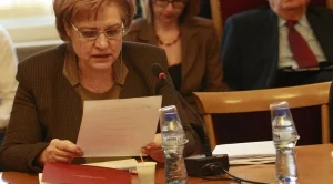 Стоянова: Без ръст на "Гражданската" ще се стигне до фалити на застрахователи