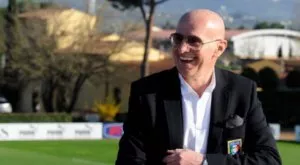 {{ otherArticle[0].article.title }}