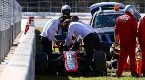 Жалко! Отложиха дебюта на Алонсо заради катастрофата