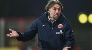 Треньорът на Неделев събирал дарения с гол задник