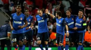 ВИДЕО: Бербатов поведе Монако към паметна победа над Арсенал 