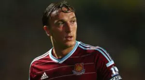 Нобъл остава при "чуковете" до живот