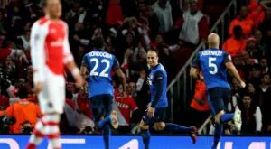 Сайтът на УЕФА: Бербатов се завърна, за да натрие сол в раната на Арсенал