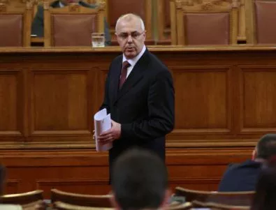 Вучков: Подадох оставка заради противоречие с Борисов