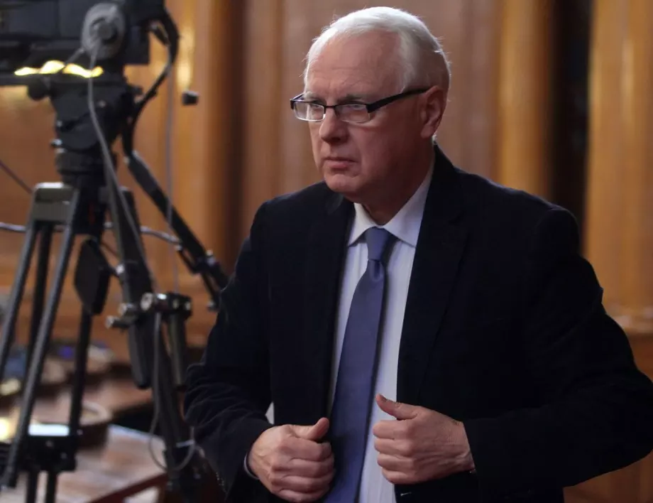 Енчев: Тайната дипломация на Борисов е национален позор
