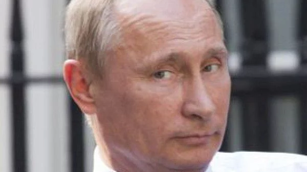 Путин поръчал връщането на Крим веднага след преврата в Киев