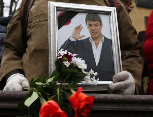 Европарламентът поиска международно разследване на убийството на Немцов