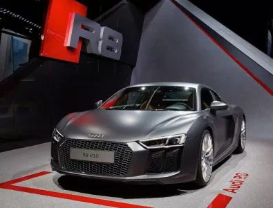 Новото Audi R8 е бюджетен Huracan