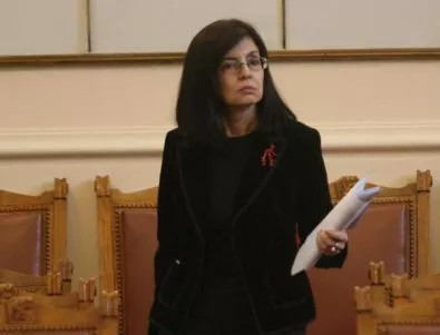 Кунева не коментира номинацията си за просветен министър преди среща с Борисов