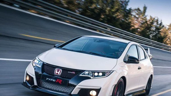 Honda Civic Type R е най-бързият хеч на „Зеления ад“