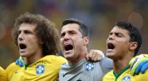 Бразилия загрява за Копата с Мексико и Хондурас
