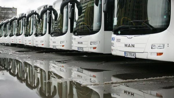 Купуват 110 нови автобуси за градския транспорт в София