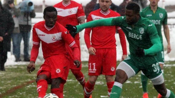 ЦСКА и Берое спукаха топката в София