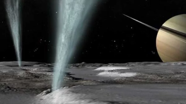 На ледената луна Енцелад има гореща вода