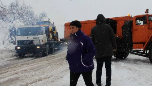 Бедствието: Борисов пътува към Смолян, двама министри - към Мало Конаре