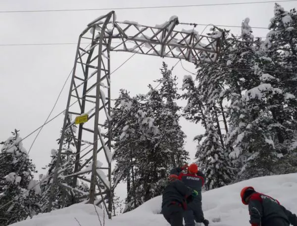 Петкова обвини снега за липсата на ток през зимата