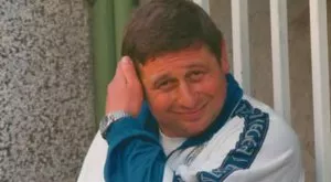 {{ otherArticle[0].article.title }}