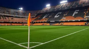 Напаст! Валенсия забрани семките на „Местая“ заради нашествие на плъхове