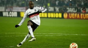 {{ otherArticle[0].article.title }}