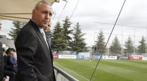 {{ otherArticle[0].article.title }}