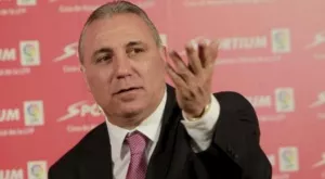 Стоичков изригна срещу испанското правителство и вицепремиера: Вие сте срам, подайте оставка!