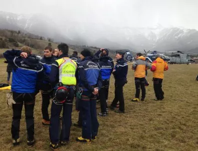 Родител на жертва от катастрофата на Germanwings съди авиационните власти в Германия